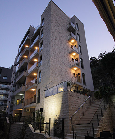 hotel-butua-residence-spolja-nocna-02 hotel-butua-residence-spolja-nocna-02