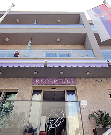 hotel-butua-residence-spolja-recepcija hotel-butua-residence-spolja-recepcija